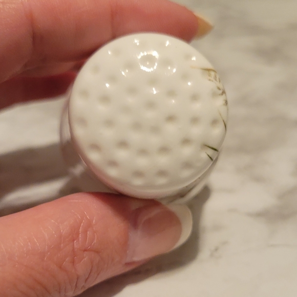 Hedgehog Mushroom Porcelain Thimble - Picture 5 of 6